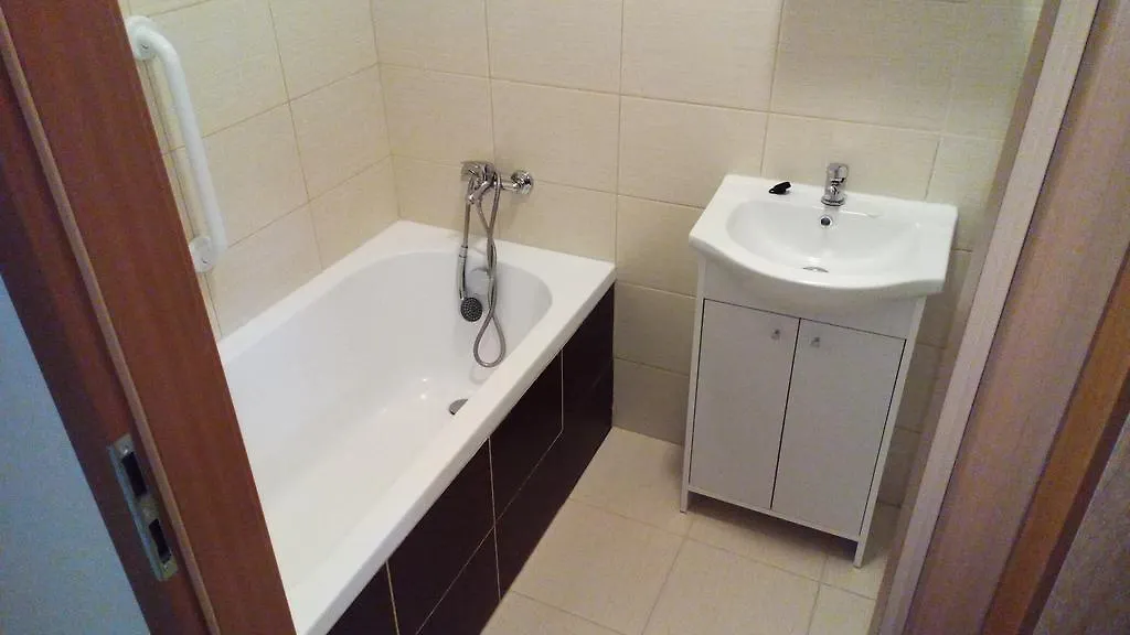 Aparthotel Usmev Ostrava 3*,